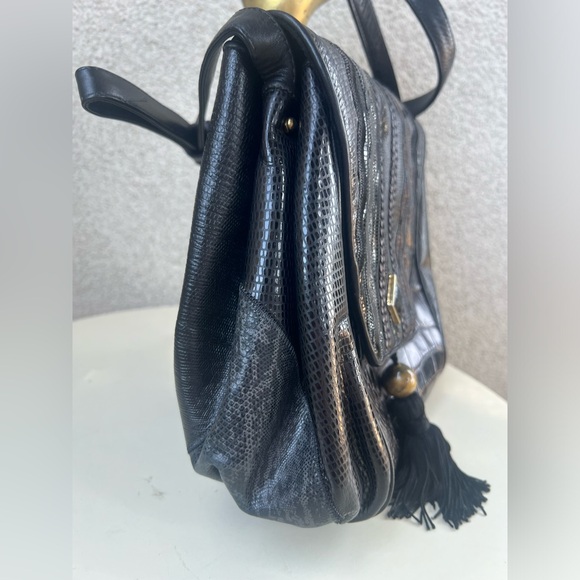 Accents by Sharif shoulder bag black textured leather interior zippers - Picture 7 of 12